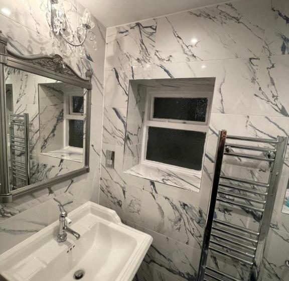 Номер Стандарт Индивидуальный, Albany