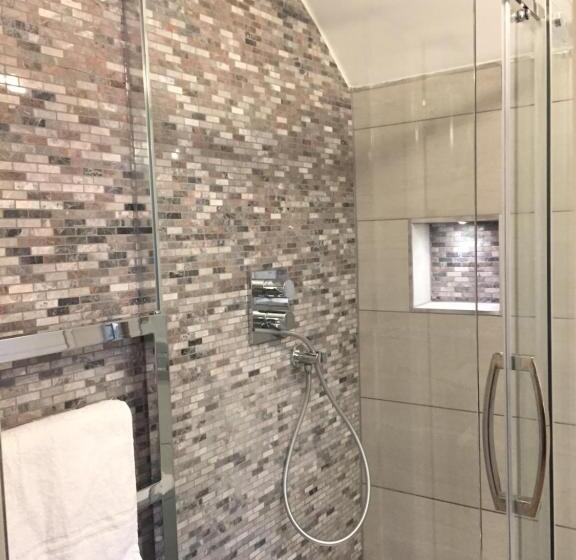 Family Suite, Albany