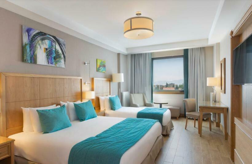 اتاق خانوادگی, Plus Hotel Setif