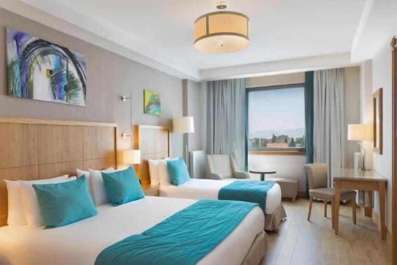 اتاق خانوادگی, Plus Hotel Setif