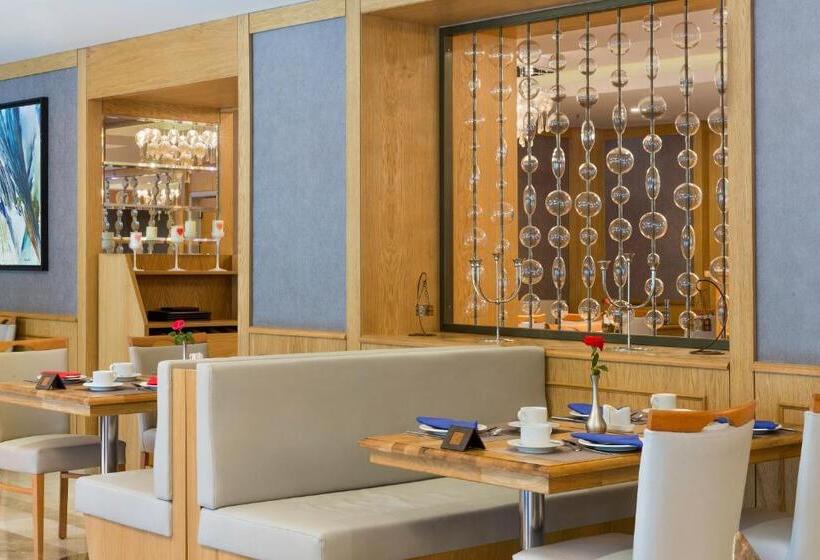 سوئیت با تخت بزرگ, Plus Hotel Setif