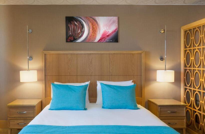 سوئیت با تخت بزرگ, Plus Hotel Setif