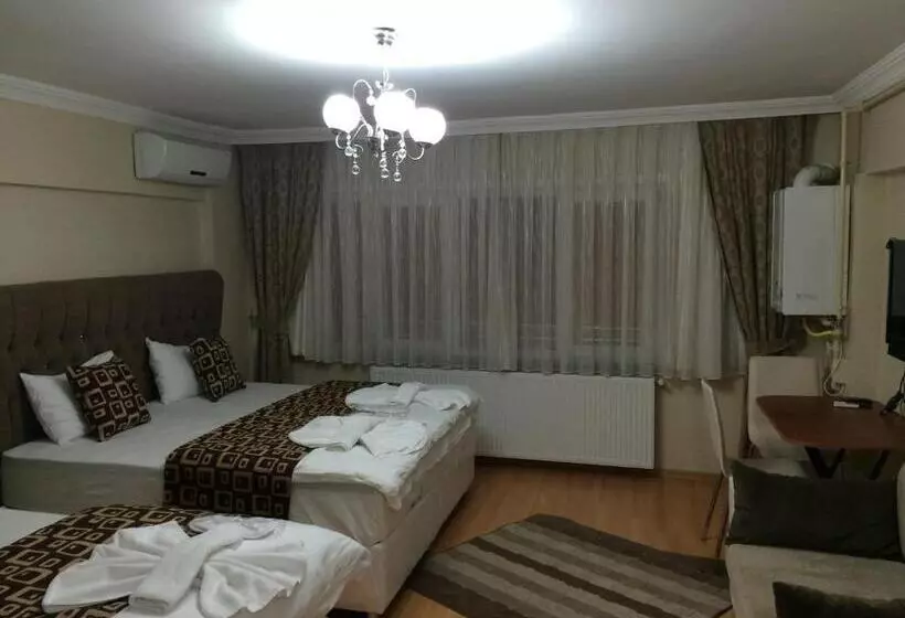 Basic Kolmen Hengen Huone, Black Bird Suite