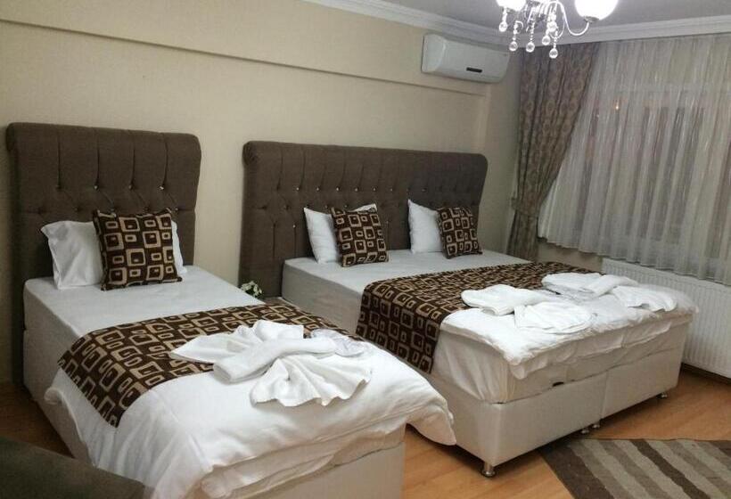 Трехместный Номер Базовый, Black Bird Suite