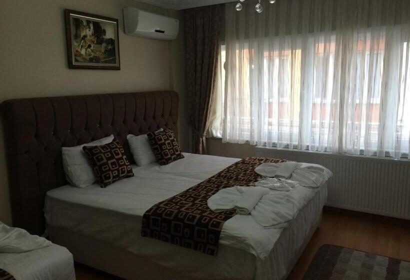 Четырехместный Номер Deluxe, Black Bird Suite