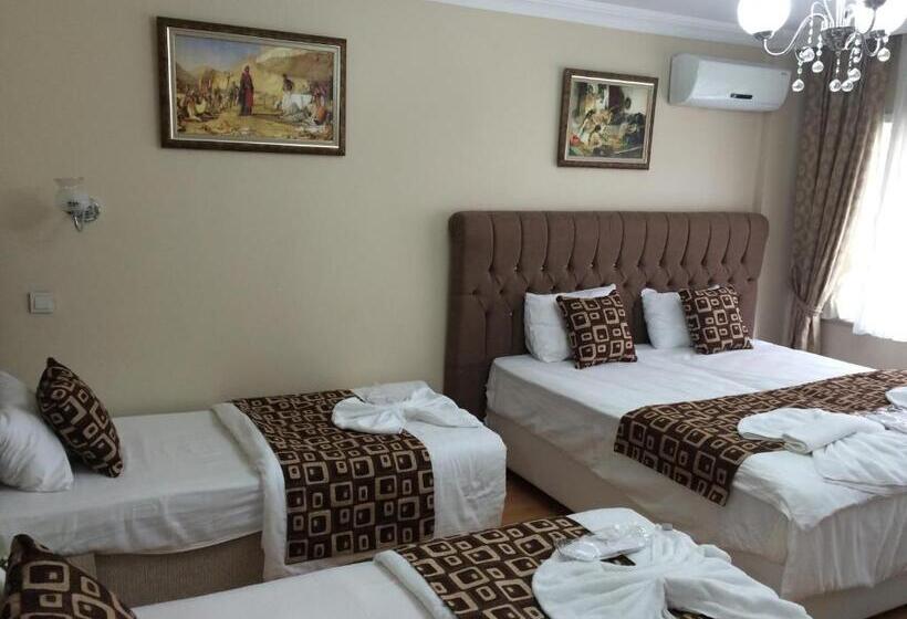 Четырехместный Номер Deluxe, Black Bird Suite