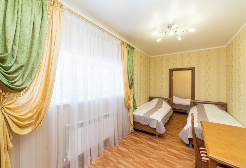 침실 2개 스위트, Chetyre Sezona