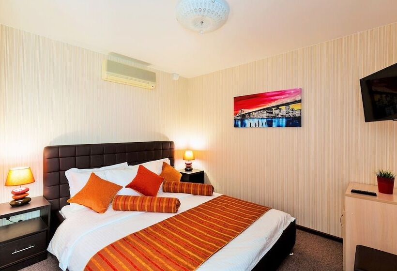 חדר ביזנס, City