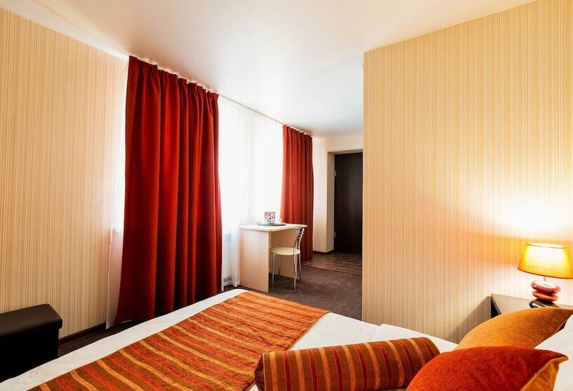 חדר ביזנס, City