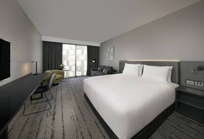 غرفة بريميوم مزودة بشُرفة, Courtyard By Marriott Brisbane South Bank