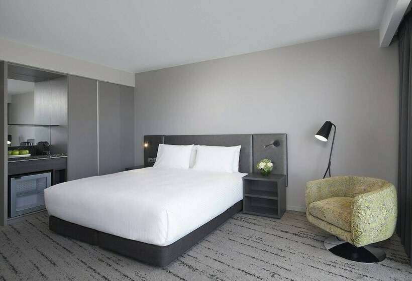 غرفة بريميوم مزودة بشُرفة, Courtyard By Marriott Brisbane South Bank