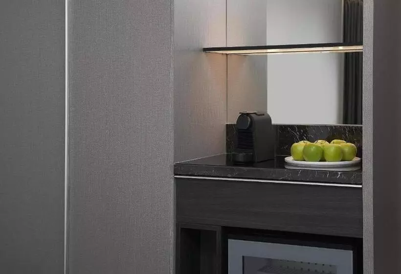 バルコニー付プレミアムルーム, Courtyard By Marriott Brisbane South Bank