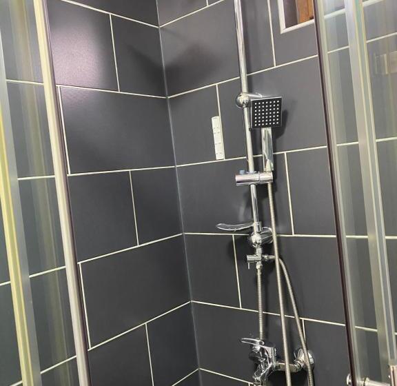 غرفة ديلوكس, Fly Inn Hotel Lounge