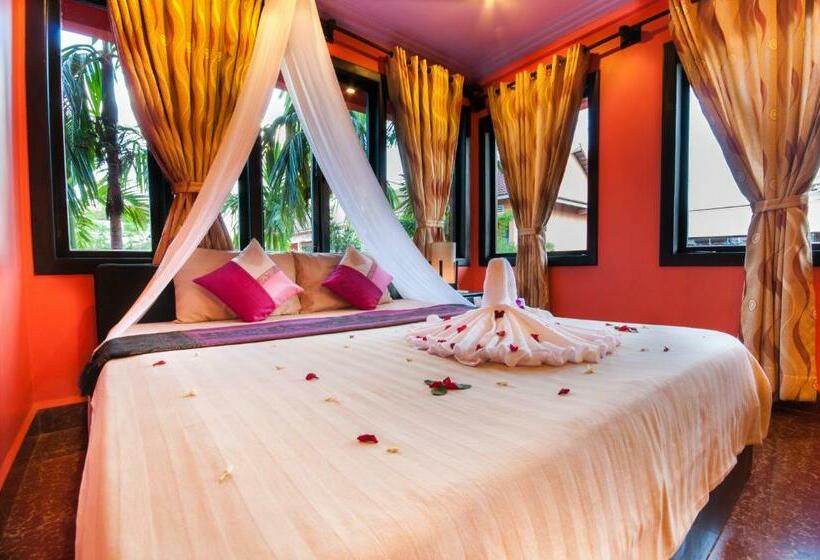 غرفة ديلوكس مزودة بشرفة, Golden Butterfly Villa