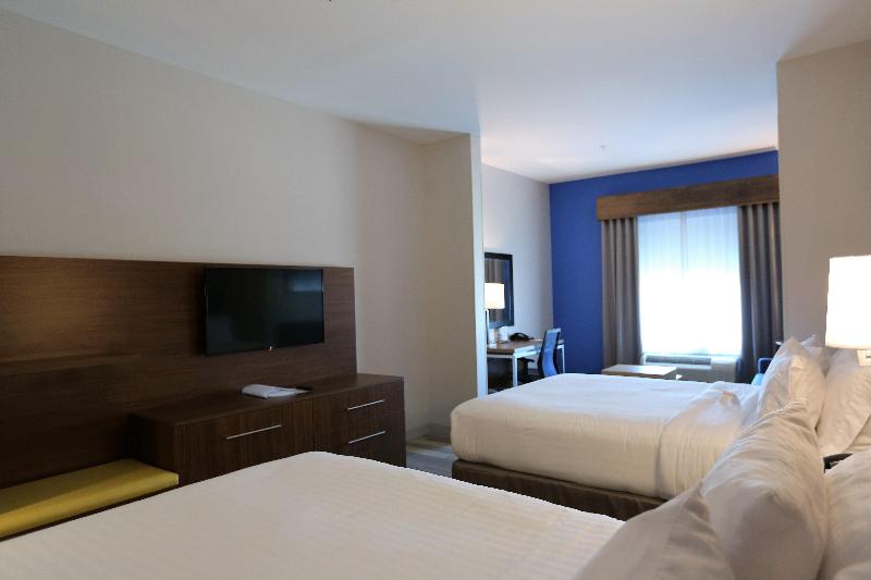 适合残疾人士使用的套间, Holiday Inn Express & Suites Houston Nw   Hwy 290 Cypress, An Ihg