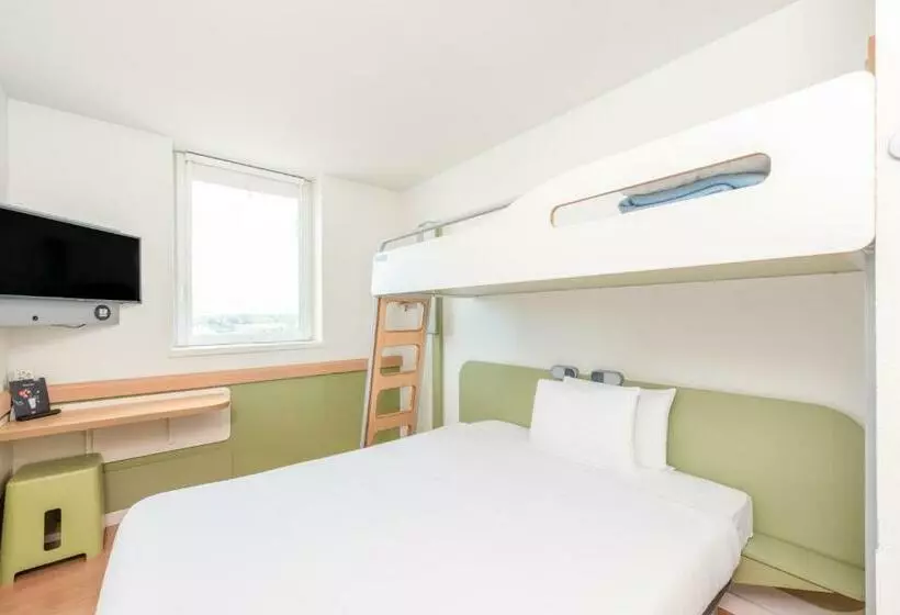 エコノミートリプルルーム, Ibis Budget Bern Expo