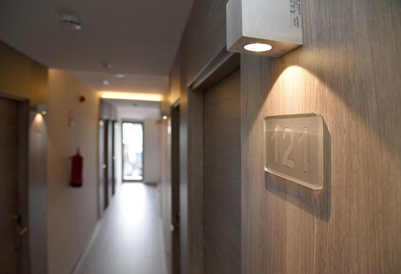 スタンダードトリプルルーム, Julimar