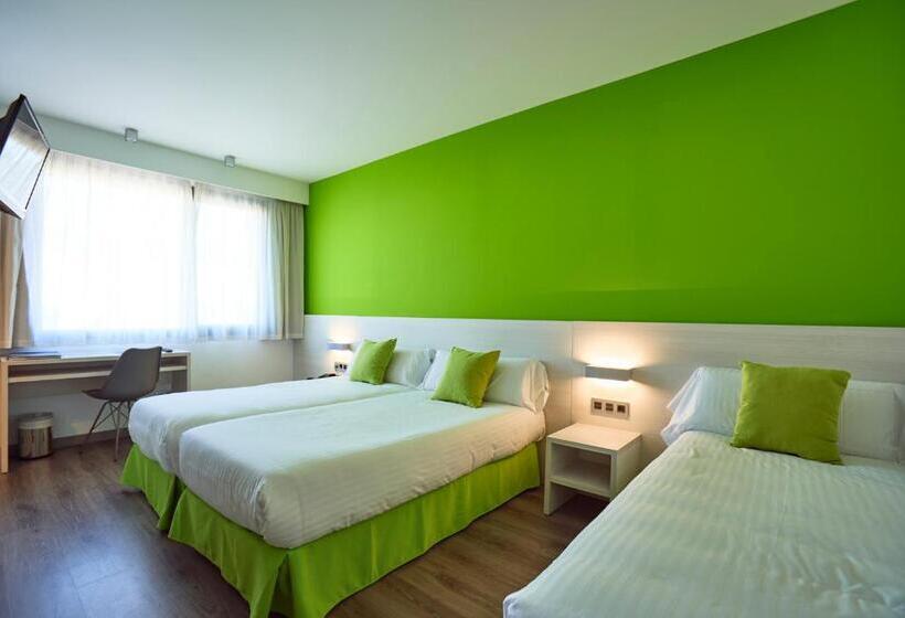 Quarto Triplo Estandar, Julimar