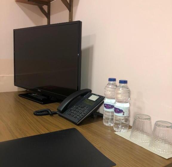 חדר סטנדרט, Llar De Capitans