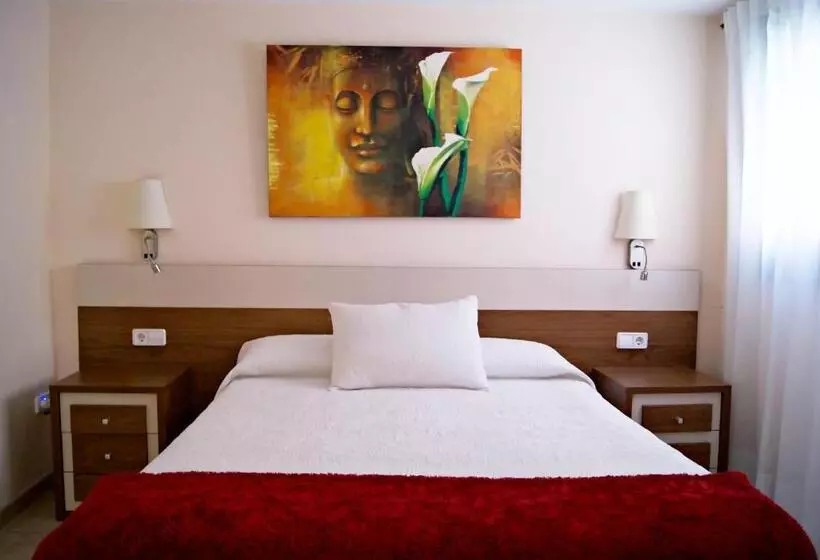 Chambre Standard, Llar De Capitans
