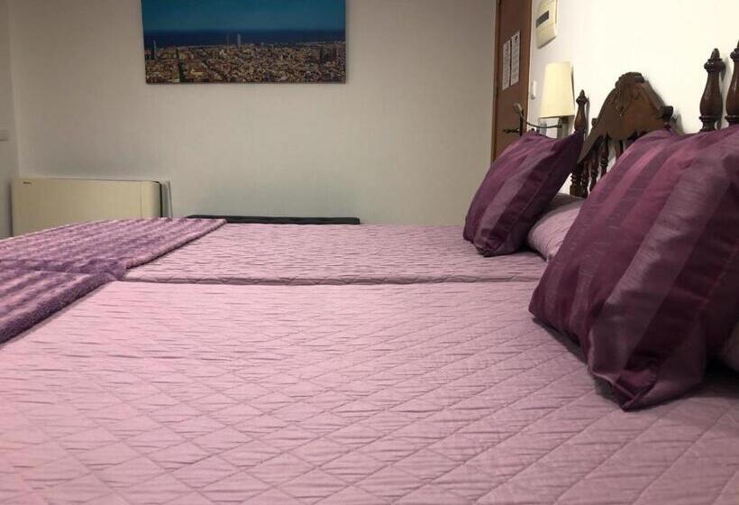 חדר סטנדרט, Llar De Capitans