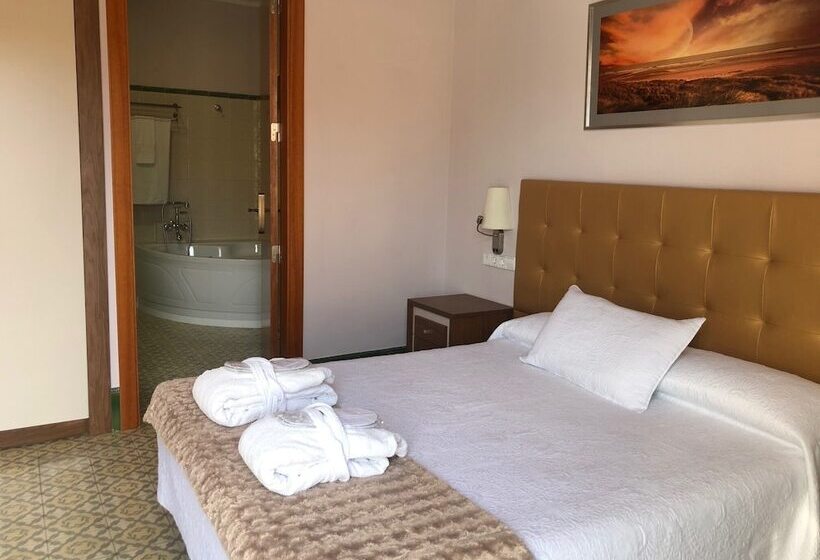 חדר סטנדרט, Llar De Capitans