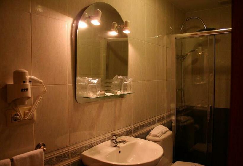 스탠다드 룸, Pensión Argüelles