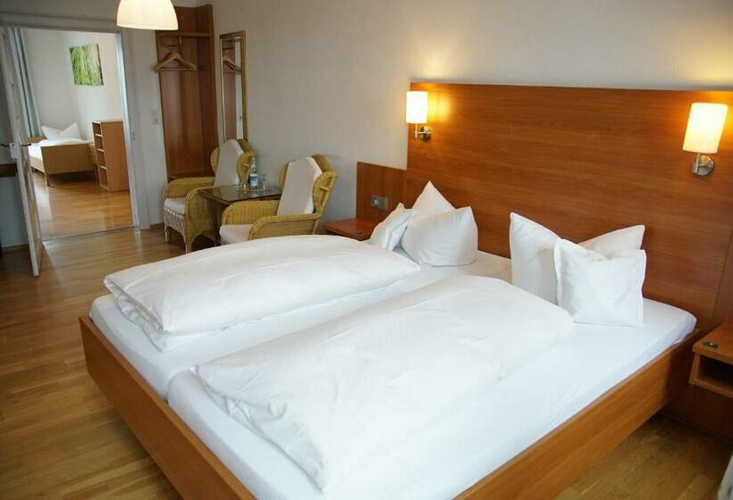 Студио Стандарт с Балконом, Restaurant Roter Ochsen