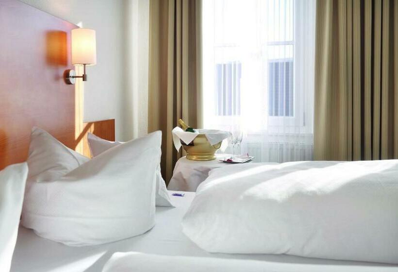 Номер Стандарт, Restaurant Roter Ochsen