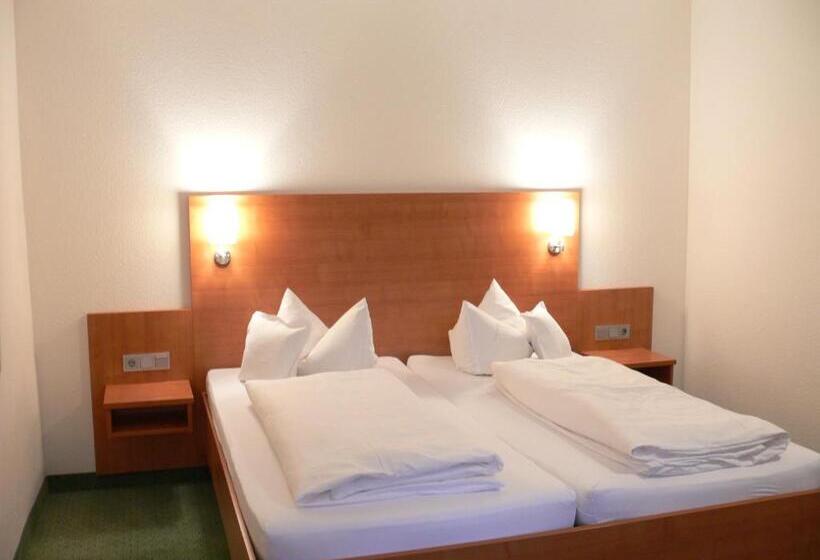 Номер Стандарт, Restaurant Roter Ochsen