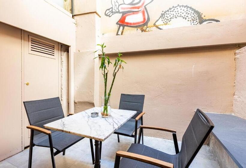 جناح مزوَّد بشرفة, Snog Rooms & Suites