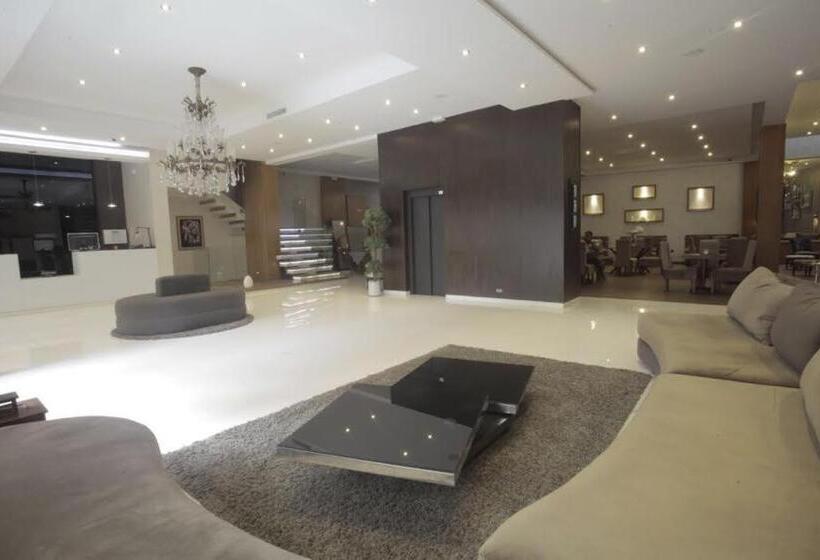 اتاق لوکس, The Seven