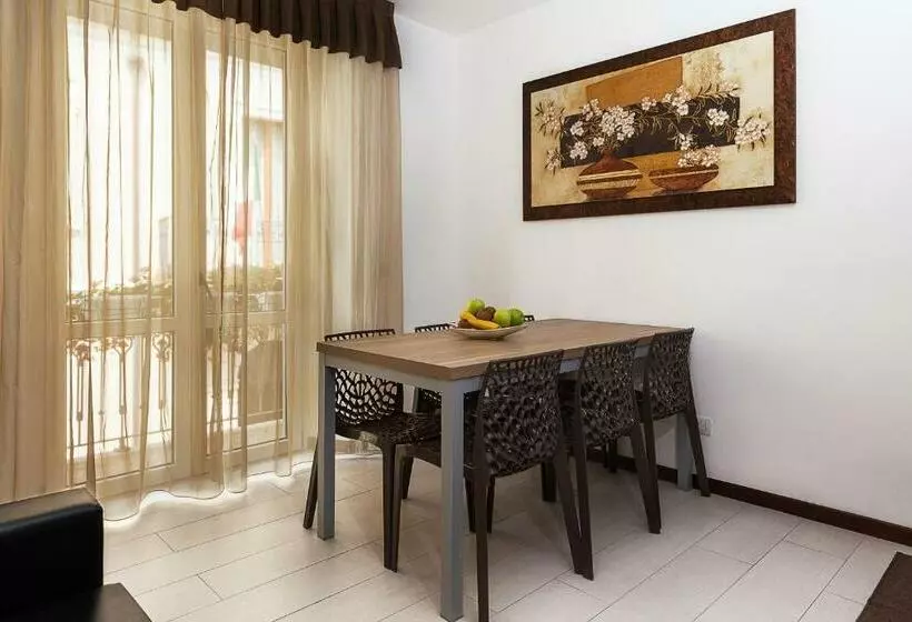 آپارتمان 2 خوابه با بالکن, Le Residenze Del Centro
