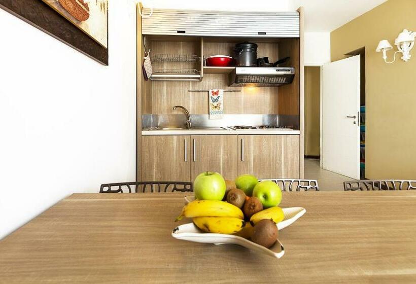 발코니가 있는 2 베드룸 아파트, Le Residenze Del Centro