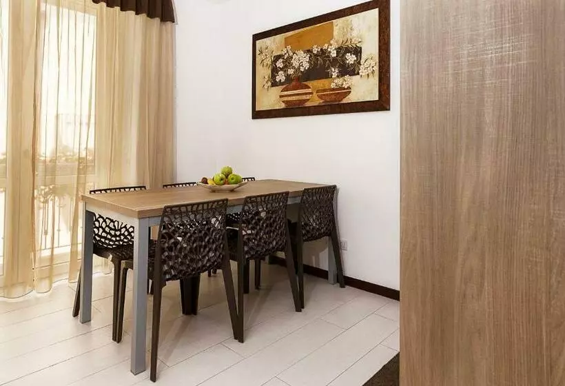 آپارتمان 2 خوابه با بالکن, Le Residenze Del Centro