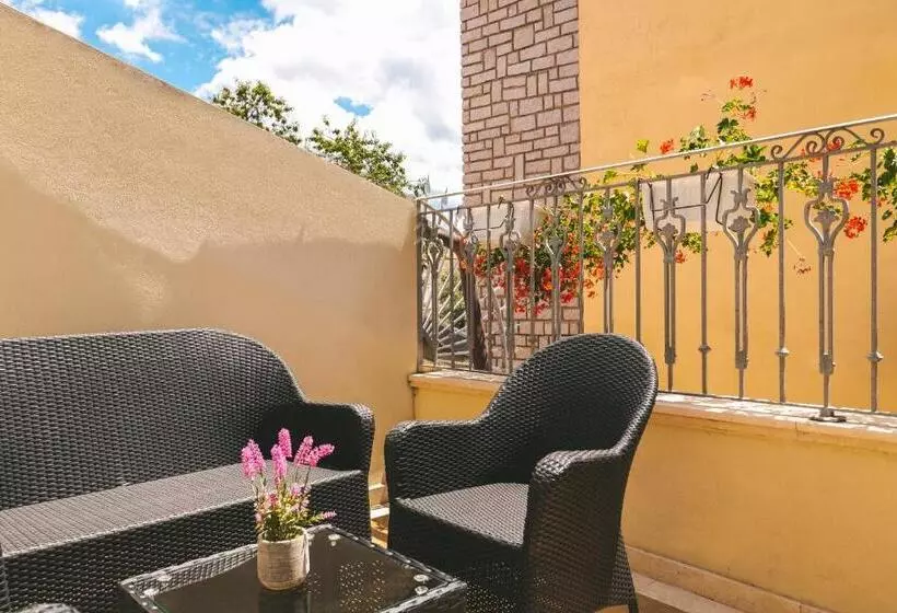 آپارتمان 1 خوابه با تراس, Le Residenze Del Centro