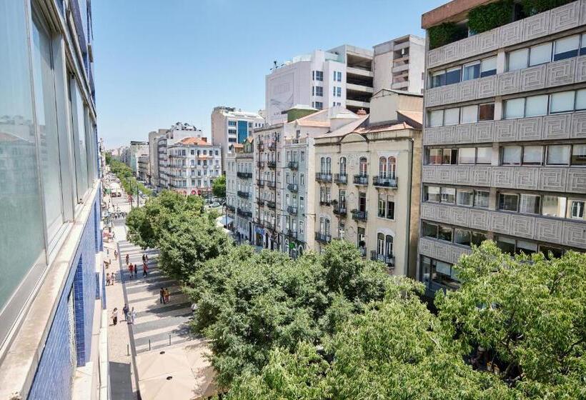 Quarto Familiar, Patria