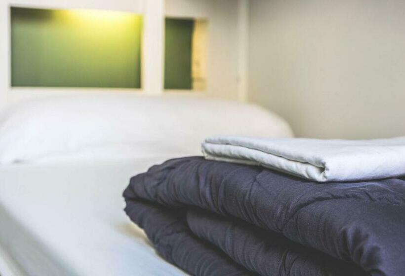 تختخواب در اتاق مشترک, Sant Jordi Hostels Rock Palace