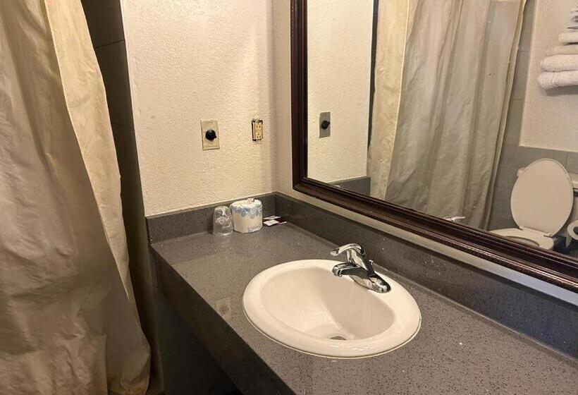 غرفة قياسية, Hillcrist Motel