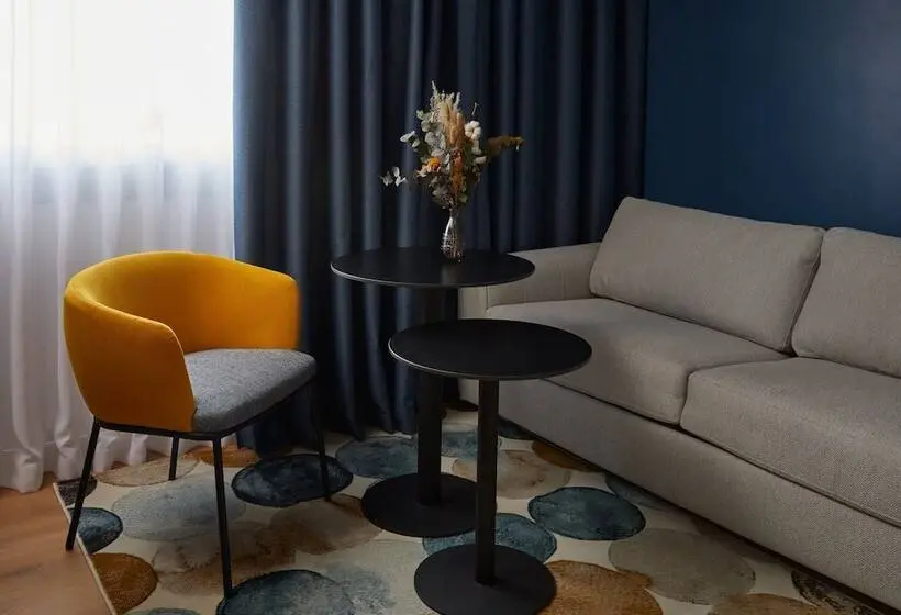 اتاق پرمیوم, Crowne Plaza Madrid   Centre Retiro, An Ihg