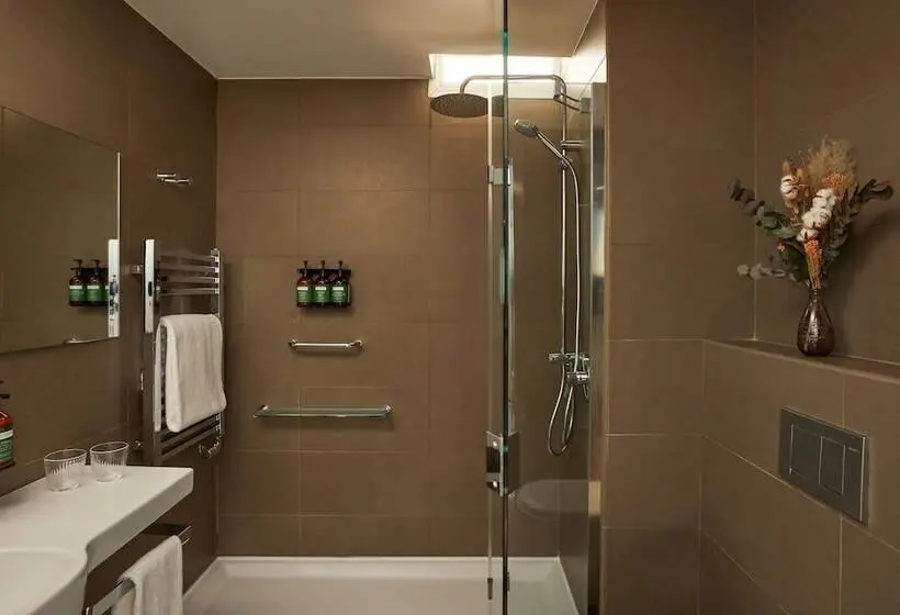 اتاق پرمیوم, Crowne Plaza Madrid   Centre Retiro, An Ihg