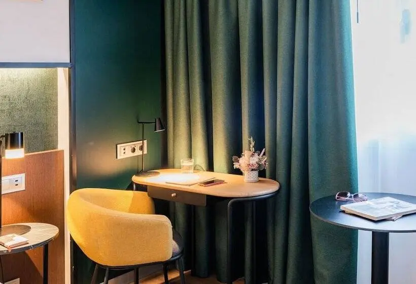 اتاق استاندارد, Crowne Plaza Madrid   Centre Retiro, An Ihg