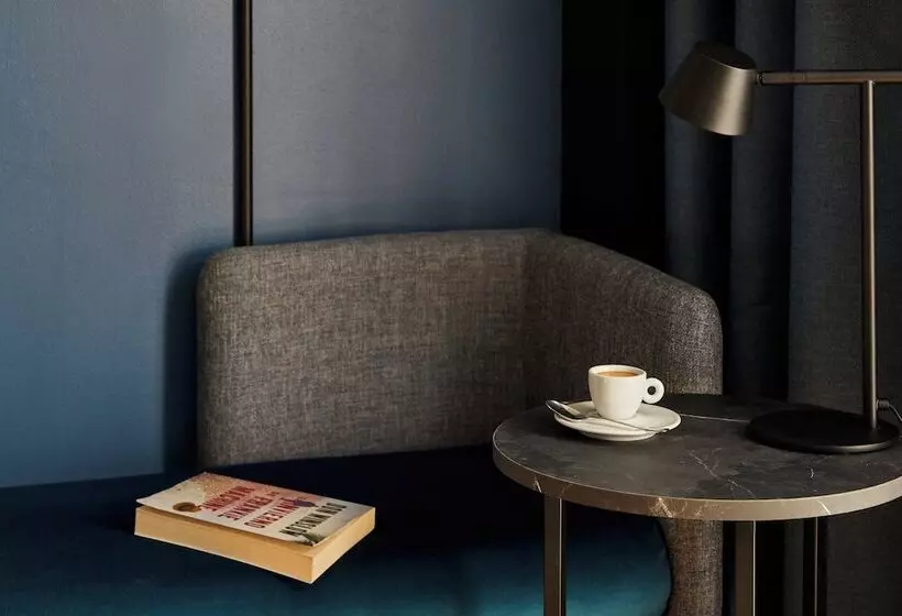 اتاق پرمیوم, Crowne Plaza Madrid   Centre Retiro, An Ihg