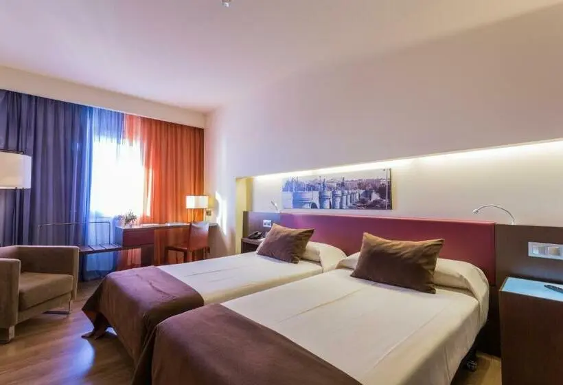 اتاق استاندارد, Crowne Plaza Madrid   Centre Retiro, An Ihg