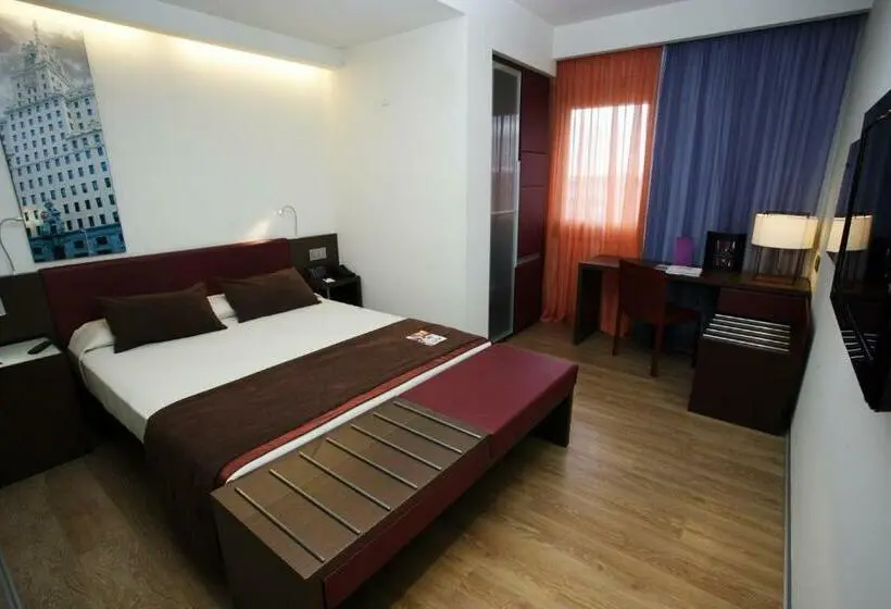 اتاق پرمیوم, Crowne Plaza Madrid   Centre Retiro, An Ihg