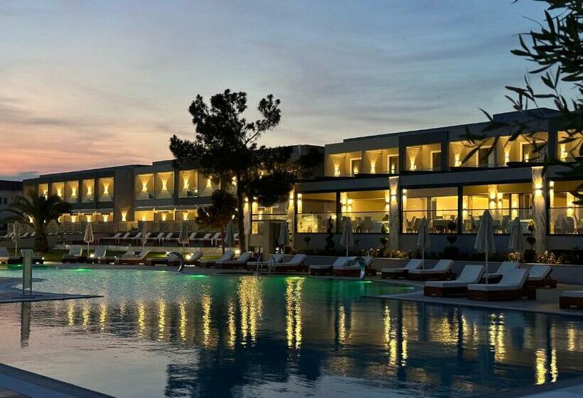 חדר סופריור לשלושה עם נוף לים, Seacoast Resort Halkidiki