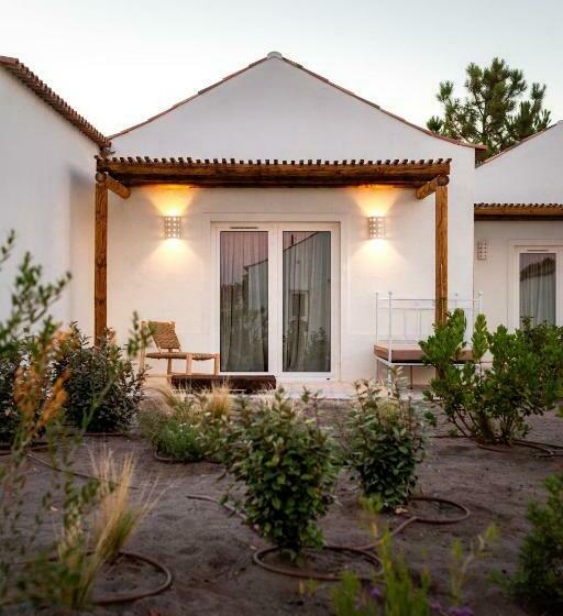 スタンダードルーム, Independente Comporta