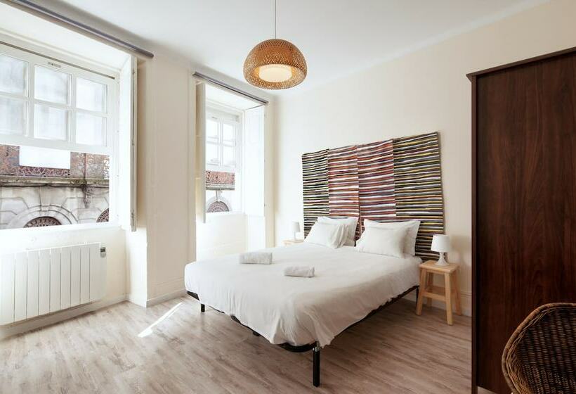 استودیوی استاندارد, Aparthotel Oporto Entreparedes