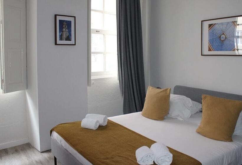 استودیوی استاندارد, Aparthotel Oporto Entreparedes