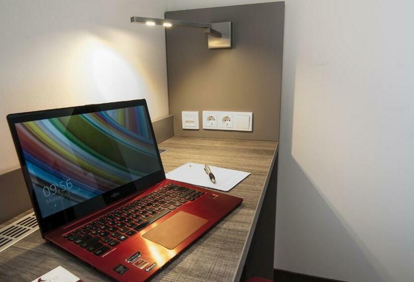 コンフォートルーム, Amaro